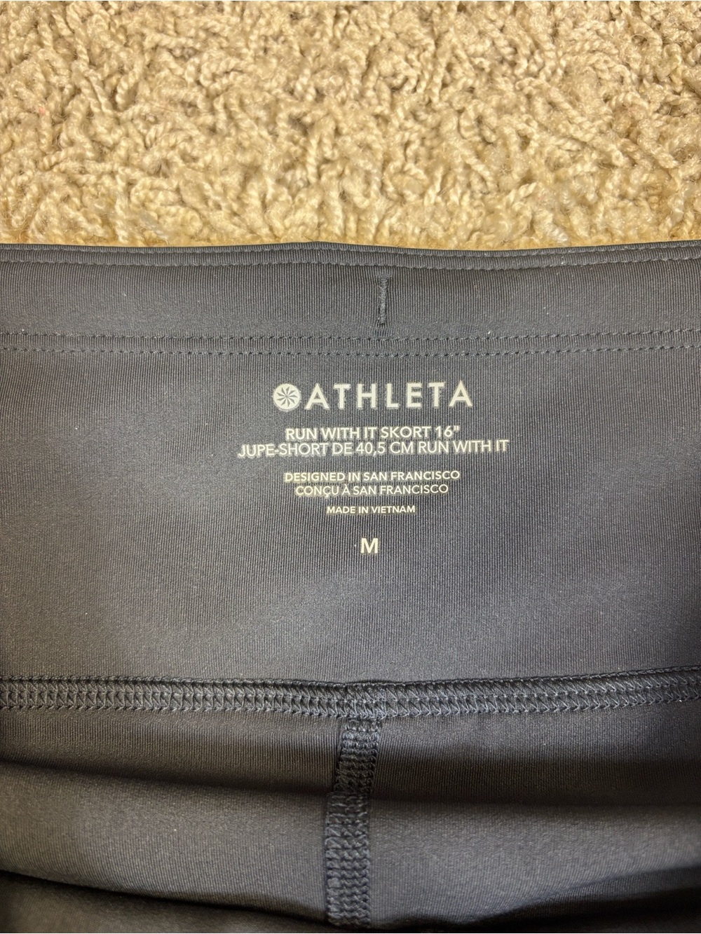 NWT Athleta run with it skort 16” sz med - Picture 6 of 9